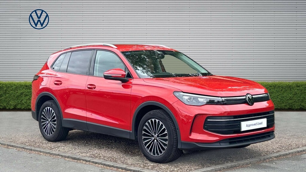 Volkswagen Tiguan Match Red