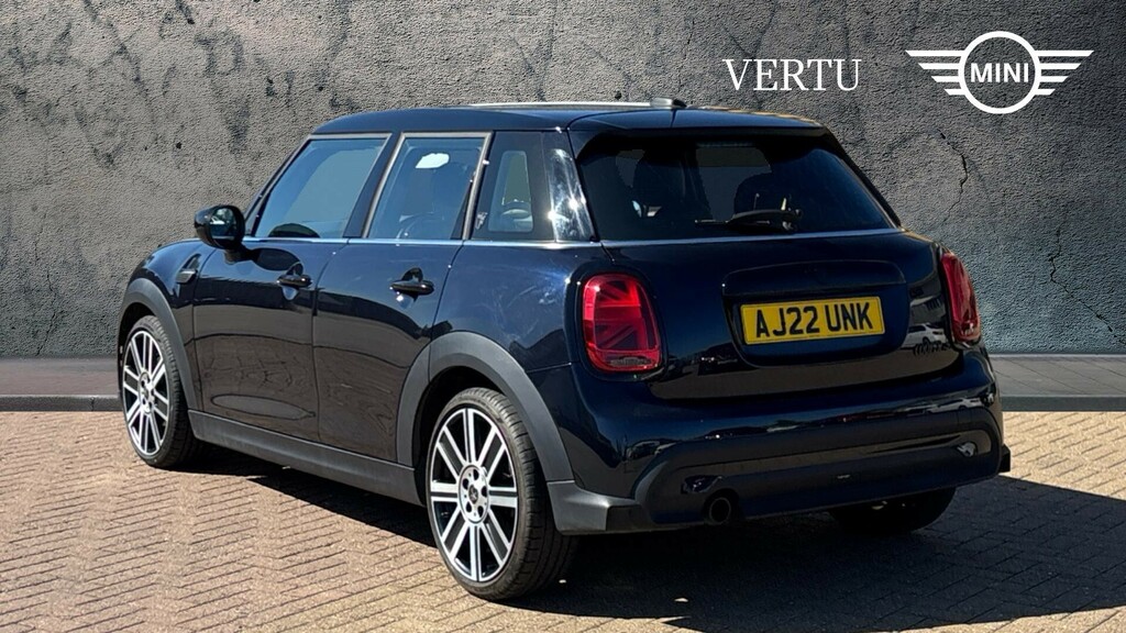 Mini Hatch Cooper Exclusive AJ22UNK Black #2