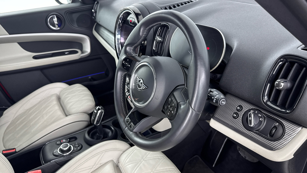 Mini Countryman Cooper Exclusive YB71OFW Red #6