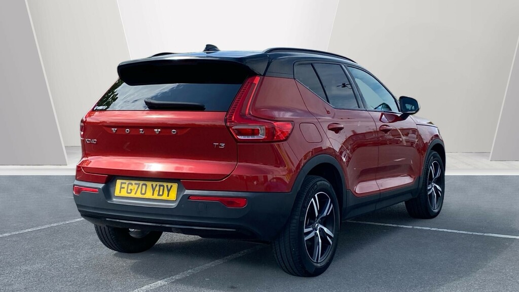 Volvo XC40 R Design FG70YDY Red #2