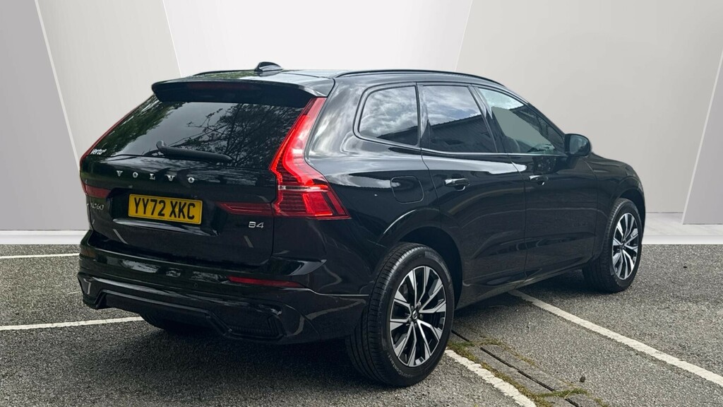 Volvo XC60 Plus Black #2