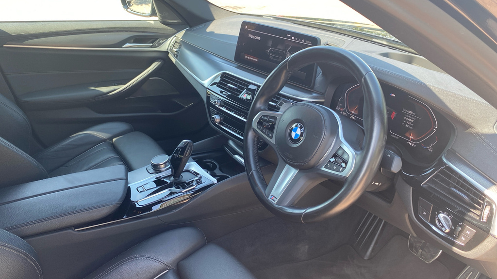 BMW 5 Series M Sport BT72EKX Black #6