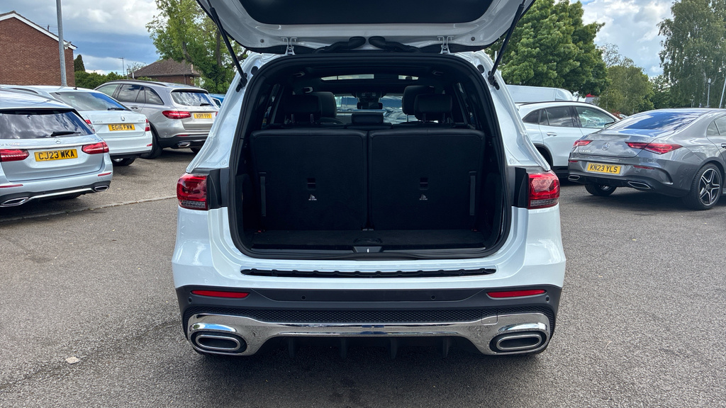 Mercedes-Benz GLB Class Amg Line DK22VYJ White #4