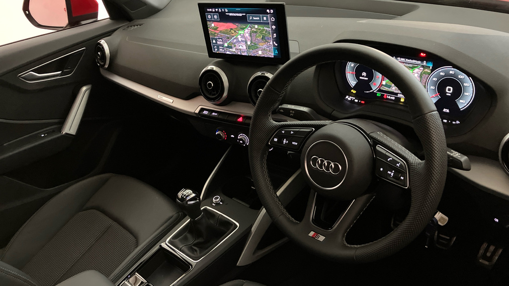 Audi Q2 S Line VN75UEU Red #6