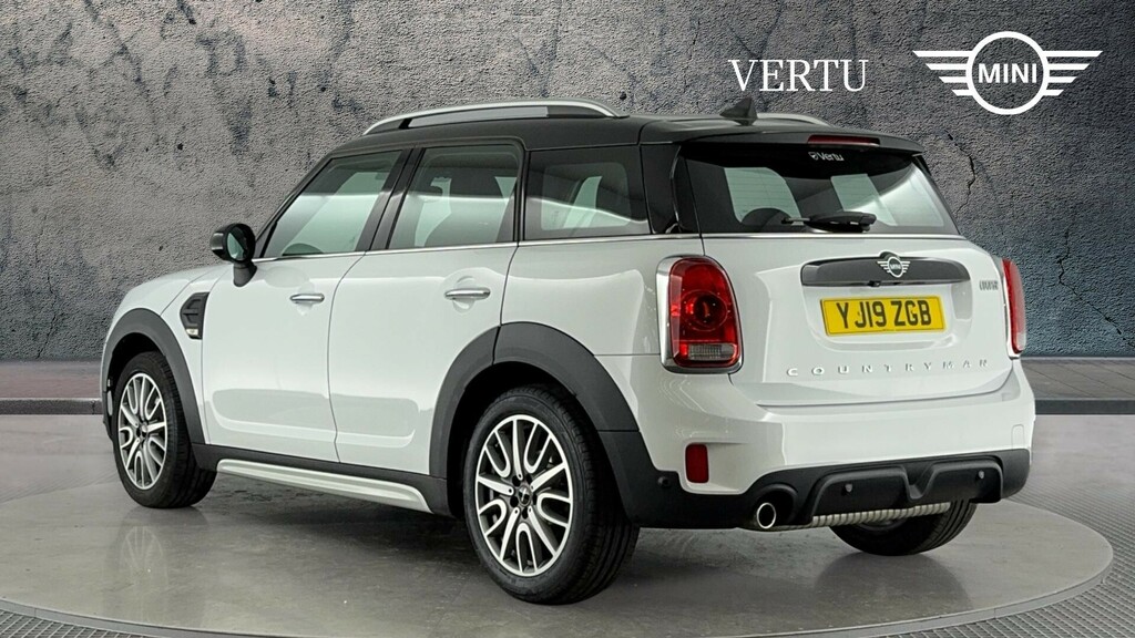 Mini Countryman Cooper Sport YJ19ZGB White #2
