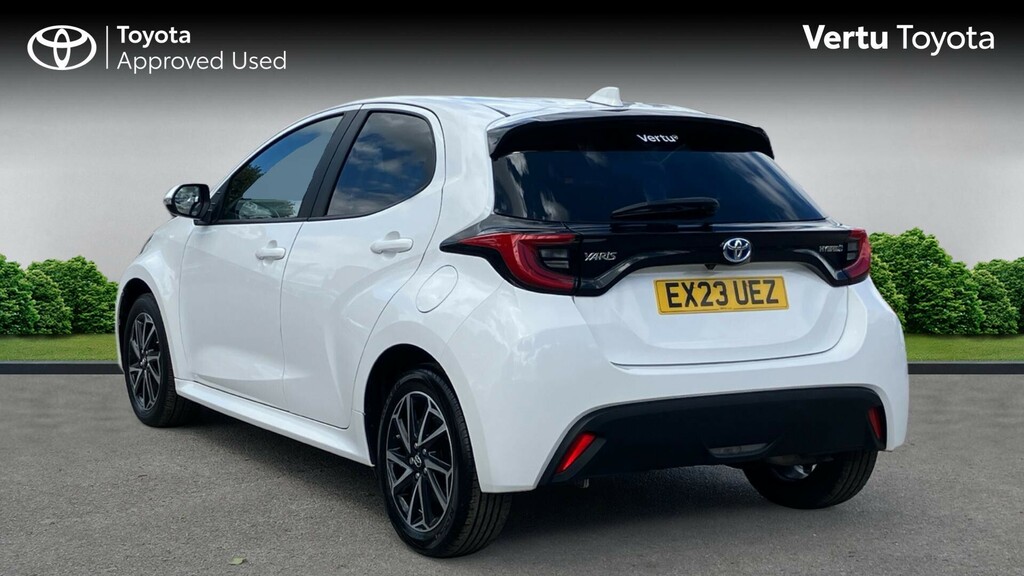 Toyota Yaris Design EX23UEZ White #4