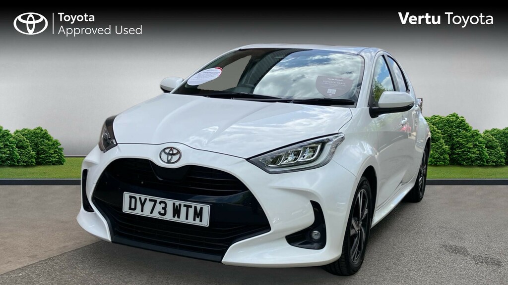 Toyota Yaris Design DY73WTM White #3