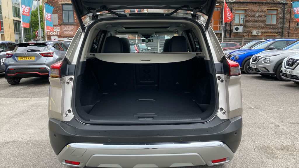 Nissan X-Trail Tekna Silver #4