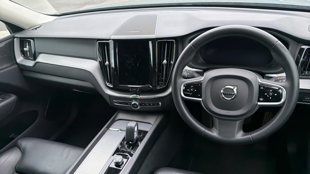 Volvo XC60 Plus Grey #4