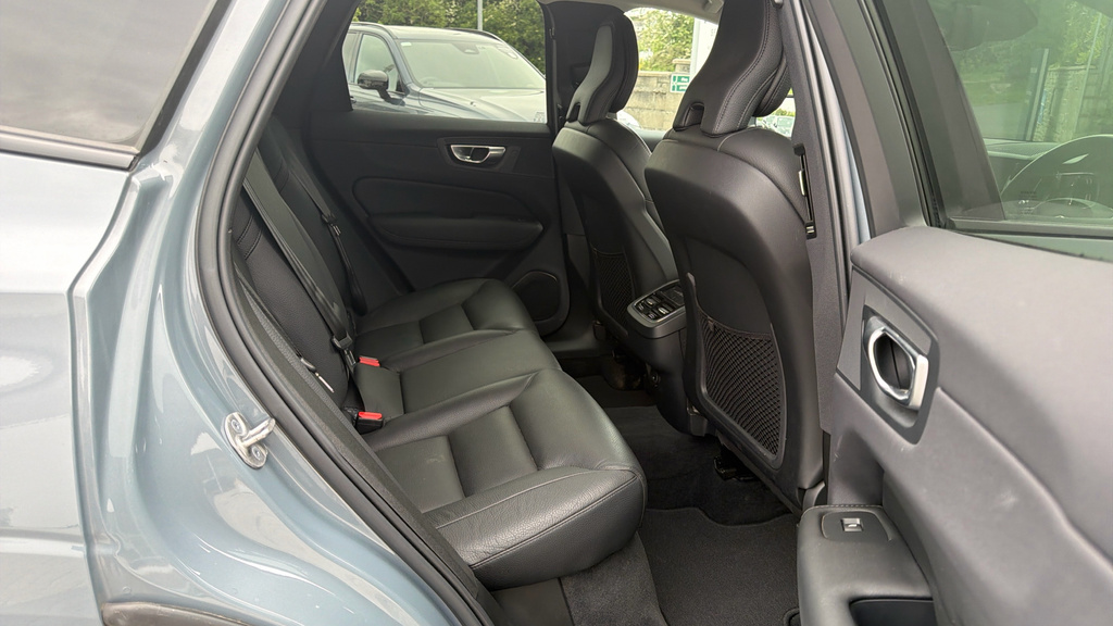 Volvo XC60 Plus Grey #6