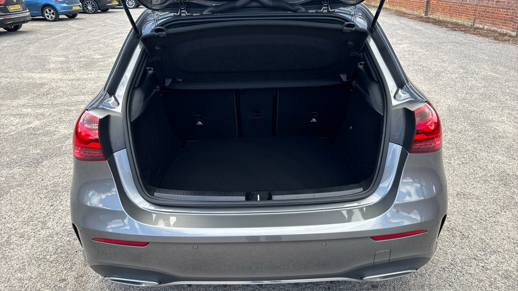 Mercedes-Benz A Class Amg Line CX74UMG Grey #4
