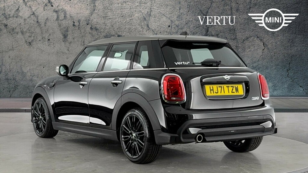 Mini Hatch Cooper Exclusive HJ71TZW Black #2
