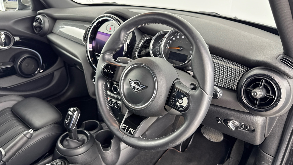 Mini Hatch Cooper Exclusive HJ71TZW Black #6