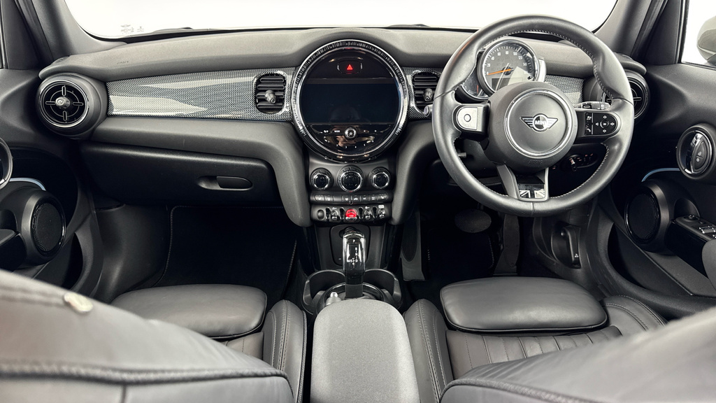 Mini Hatch Cooper Exclusive HJ71TZW Black #4