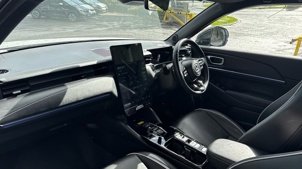Honda e:Ny1 Advance CF24LXR White #2