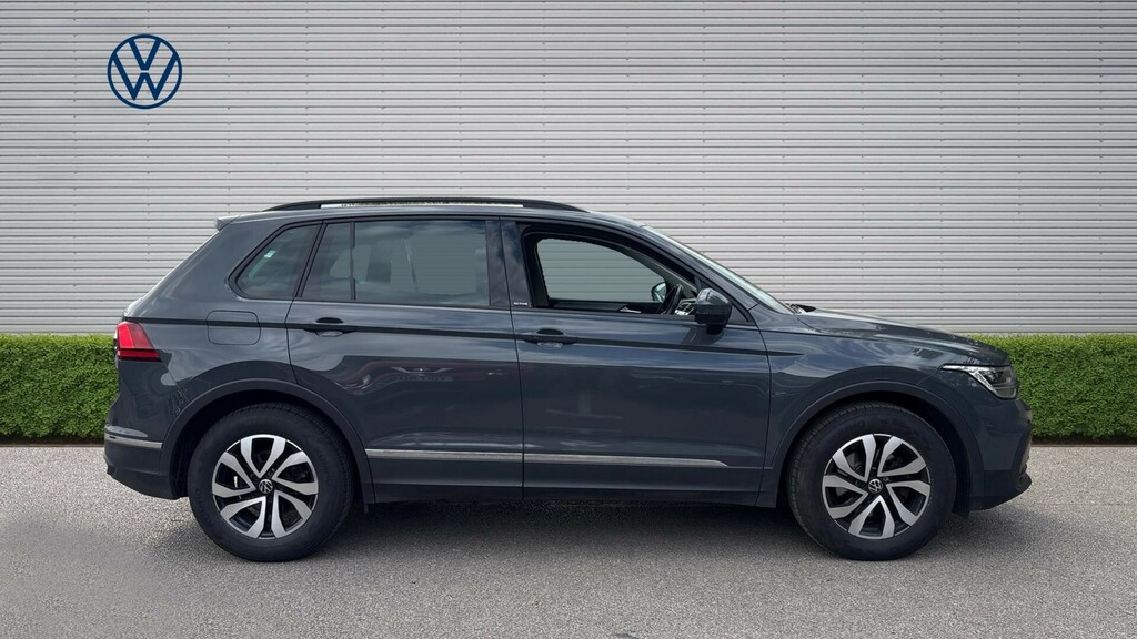 Volkswagen Tiguan Active VO22NFD Grey #4