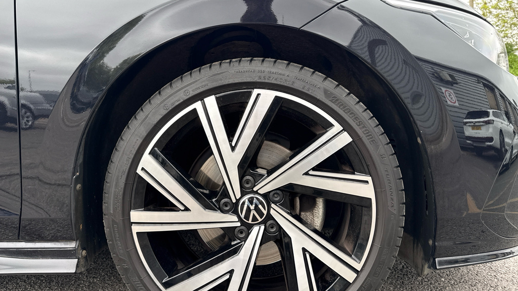 Volkswagen Golf R-line FV22OBS Black #5