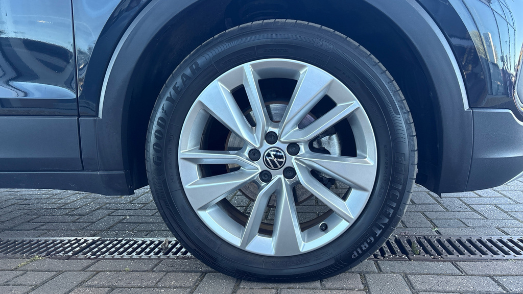 Volkswagen T-Cross Match Black #5
