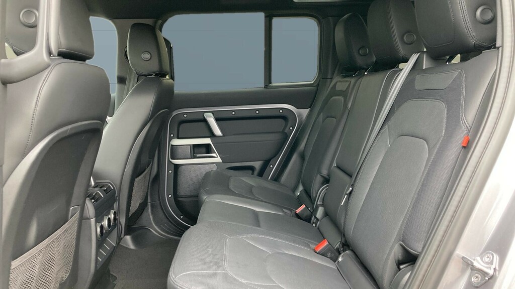 Land Rover Defender 110 X-dynamic Se KM72ORO Grey #4