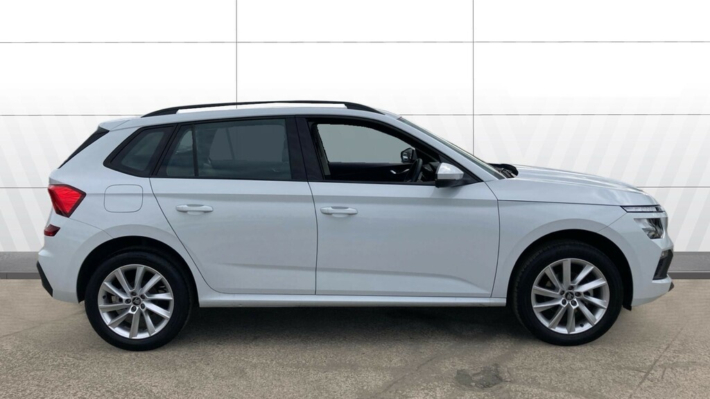 Skoda Kamiq Se Edition GL25XHU White #5