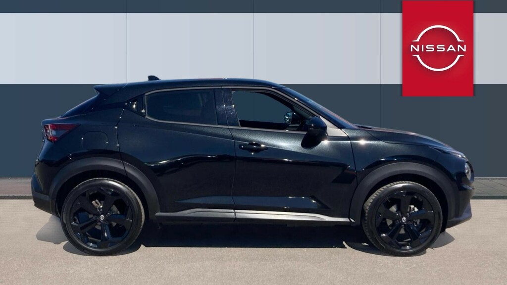 Nissan Juke Tekna Black #5