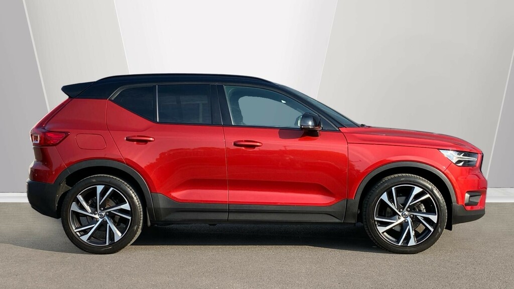 Volvo XC40 R Design Pro Red #3