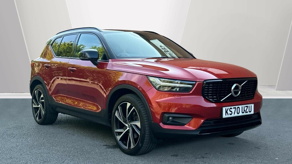 Volvo XC40 R Design Pro Red