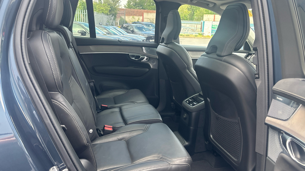 Volvo XC90 Ultra Blue #6
