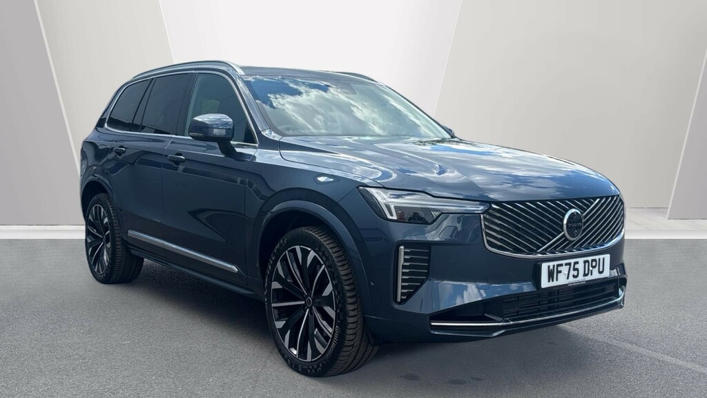Volvo XC90 Ultra Blue