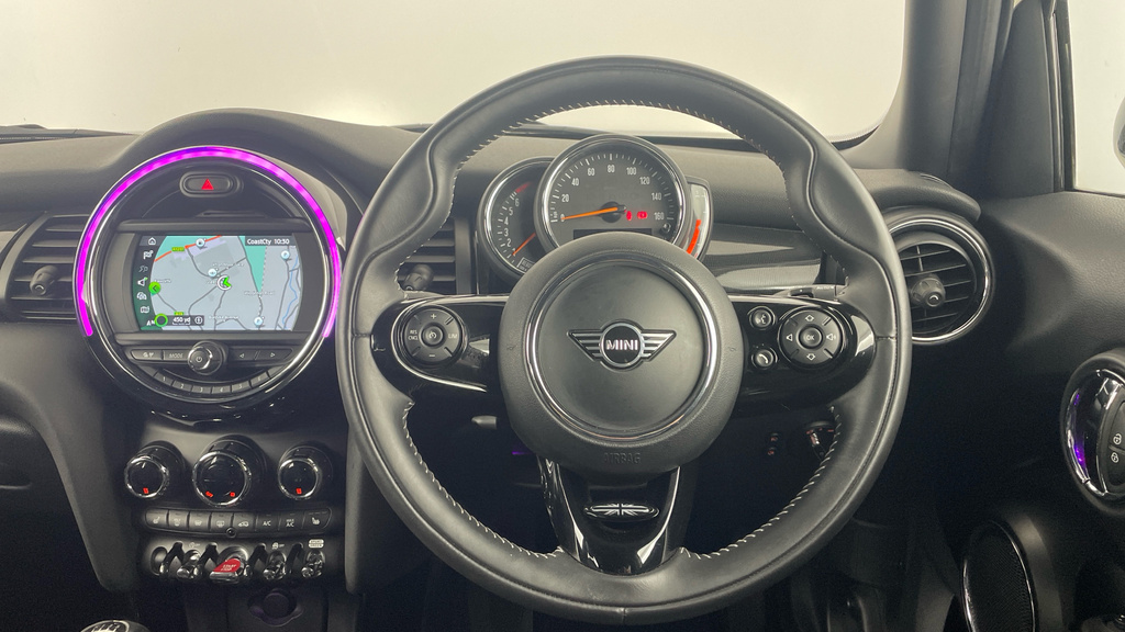 Mini Hatch Cooper Exclusive YH20HWL White #5