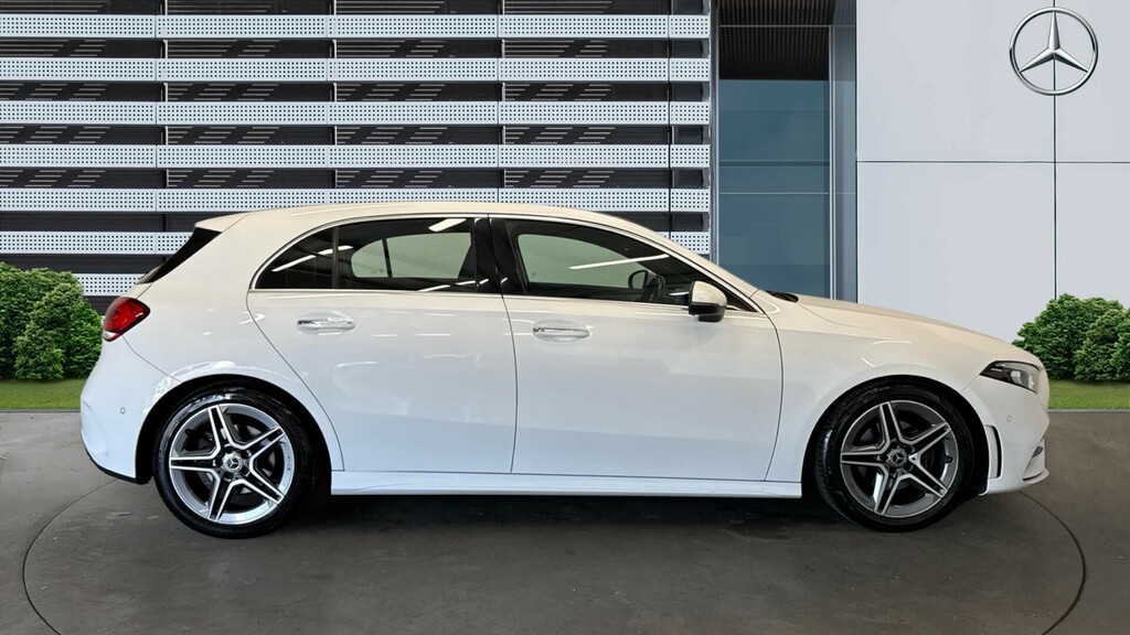 Mercedes-Benz A Class Amg Line DU68JLX White #5