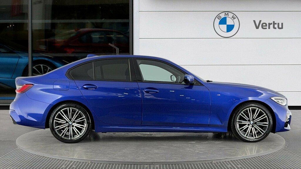 BMW 3 Series M Sport BA69OFR Blue #3