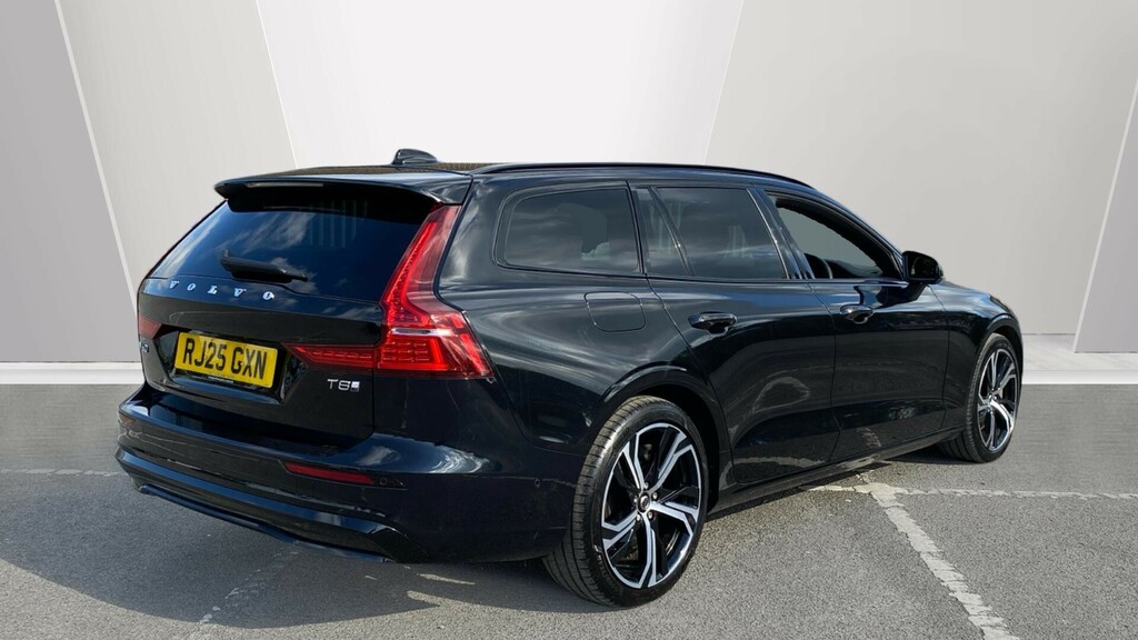 Volvo V60 Ultra Black #2