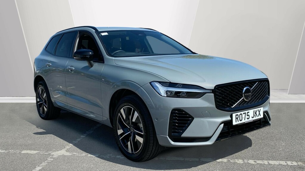 Volvo XC60 Plus Grey