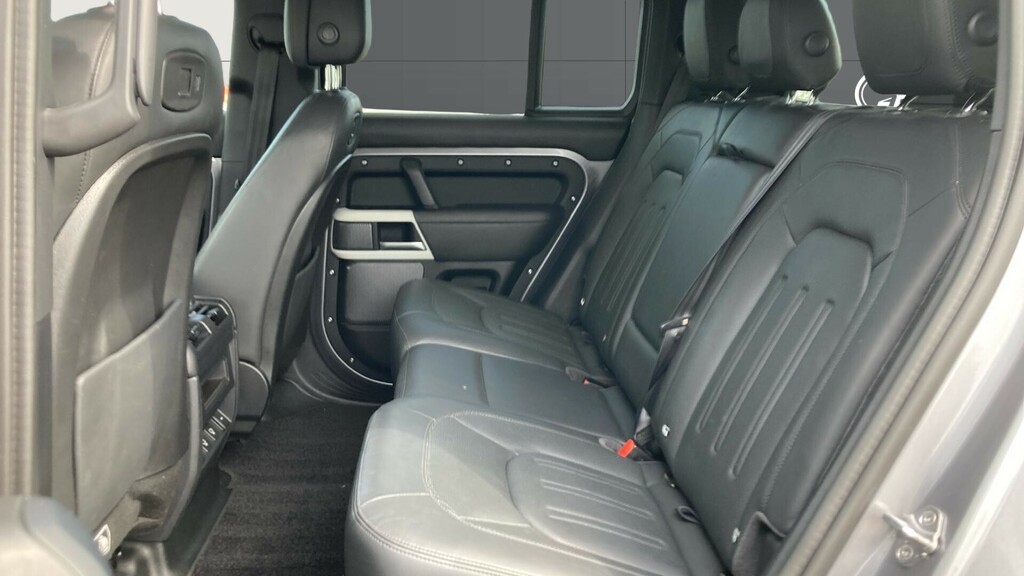 Land Rover Defender 110 Hse Grey #4
