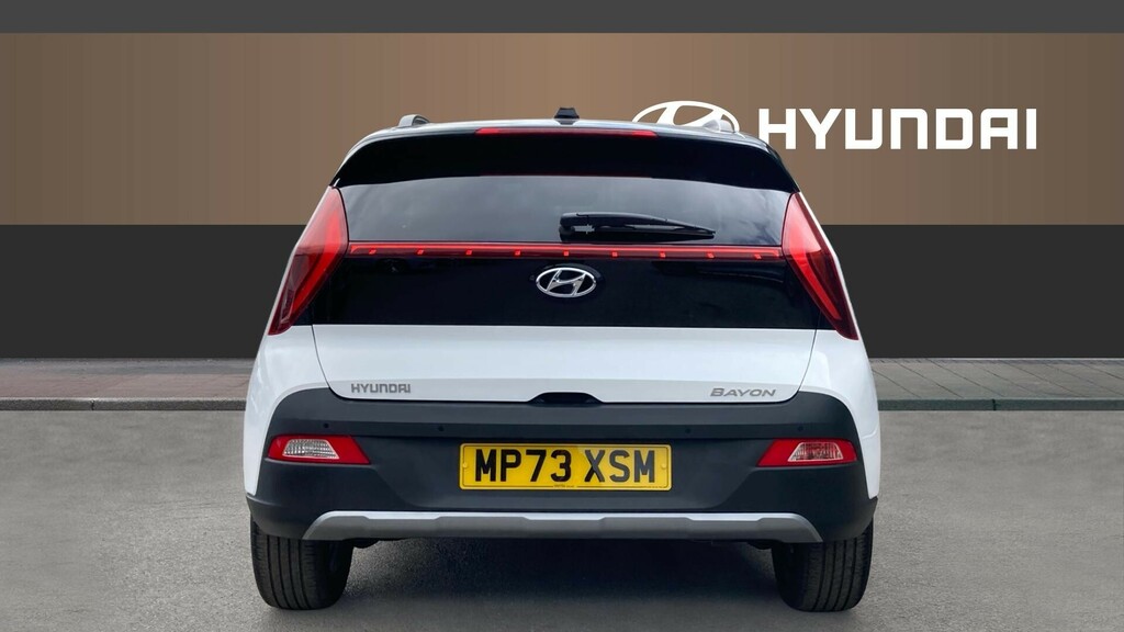 Hyundai Bayon Ultimate White #6