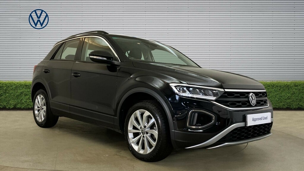 Volkswagen T-Roc Life Black
