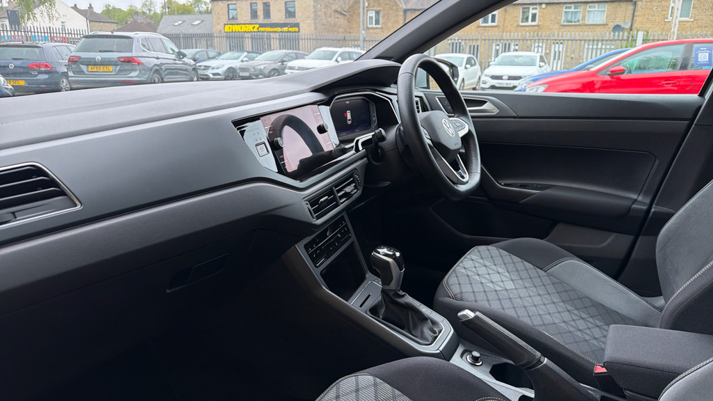 Volkswagen Polo R-line YD72LXJ Silver #2