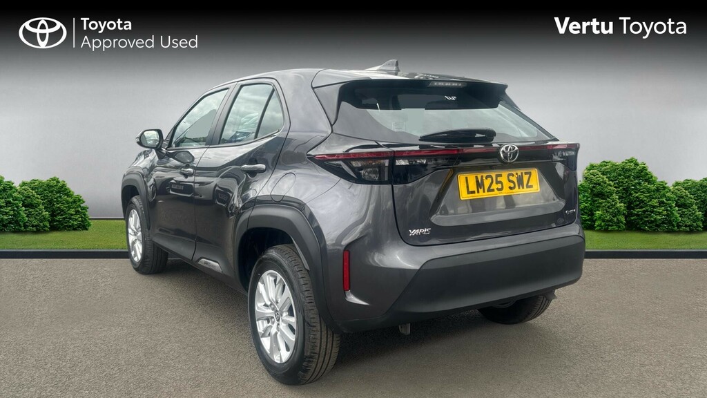 Toyota Yaris Cross Icon Grey #4