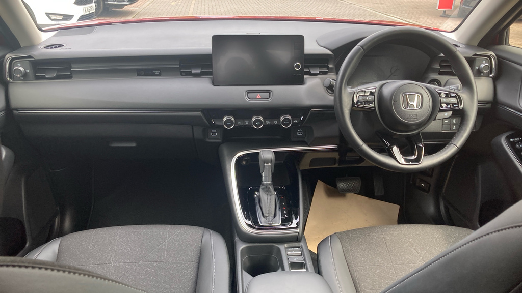 Honda Hr-V Advance Red #4