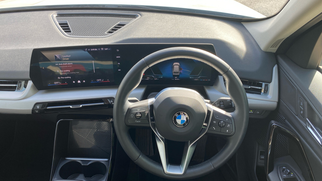 BMW X1 Sport White #5