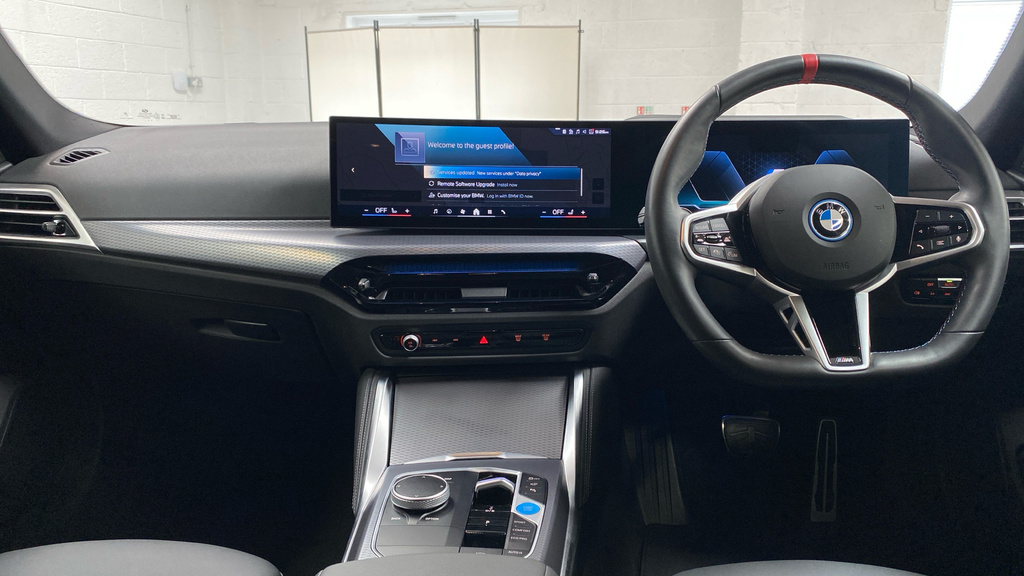 BMW i4 M50 Black #4