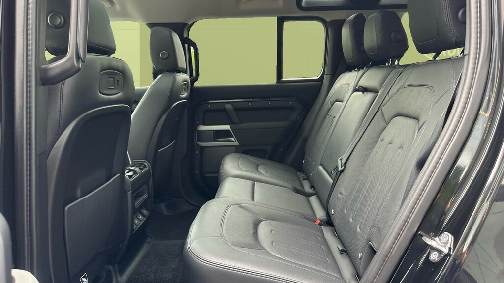 Land Rover Defender 110 Xs Edition WK71CDZ Black #4