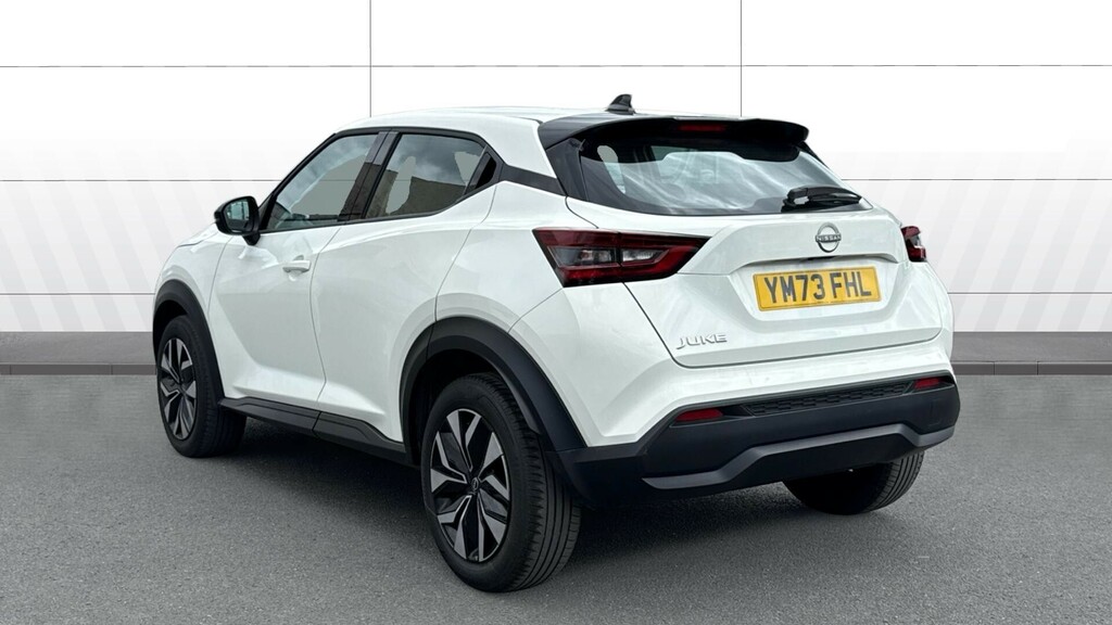 Nissan Juke Acenta White #2