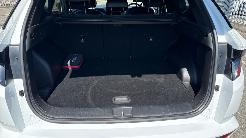 Hyundai Tucson N Line S AY22WYX White #4