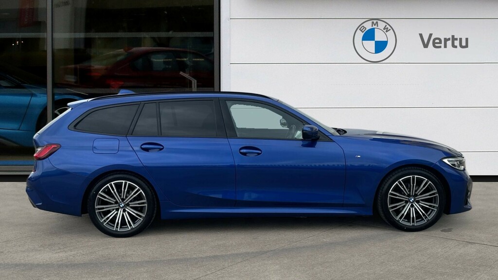 BMW 3 Series M Sport YJ69BGP Blue #2