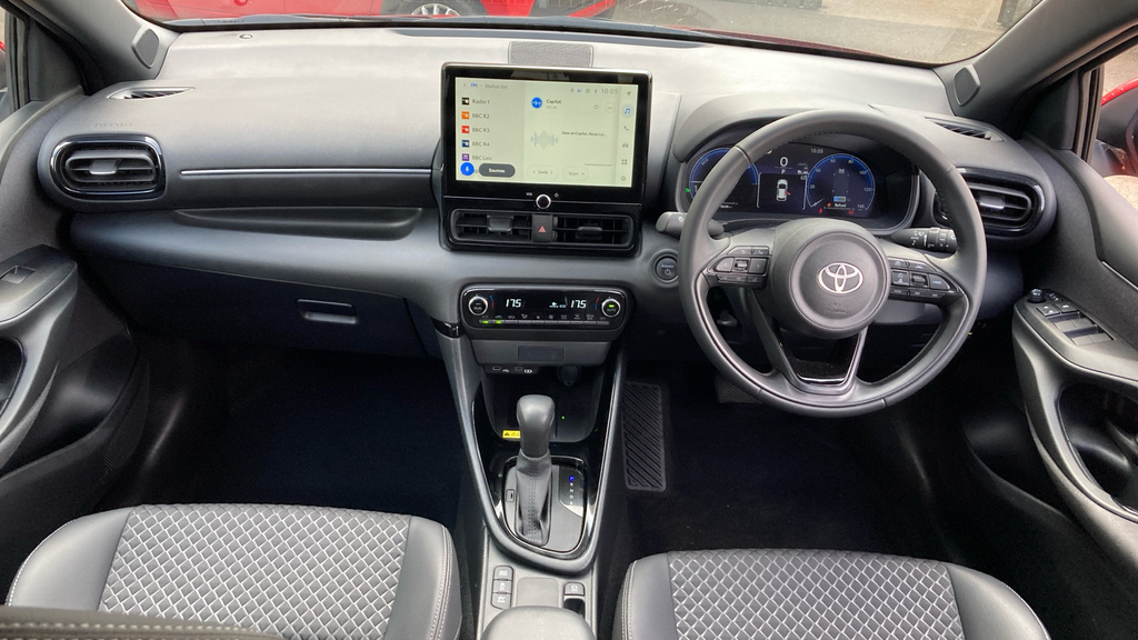 Toyota Yaris Excel  #6