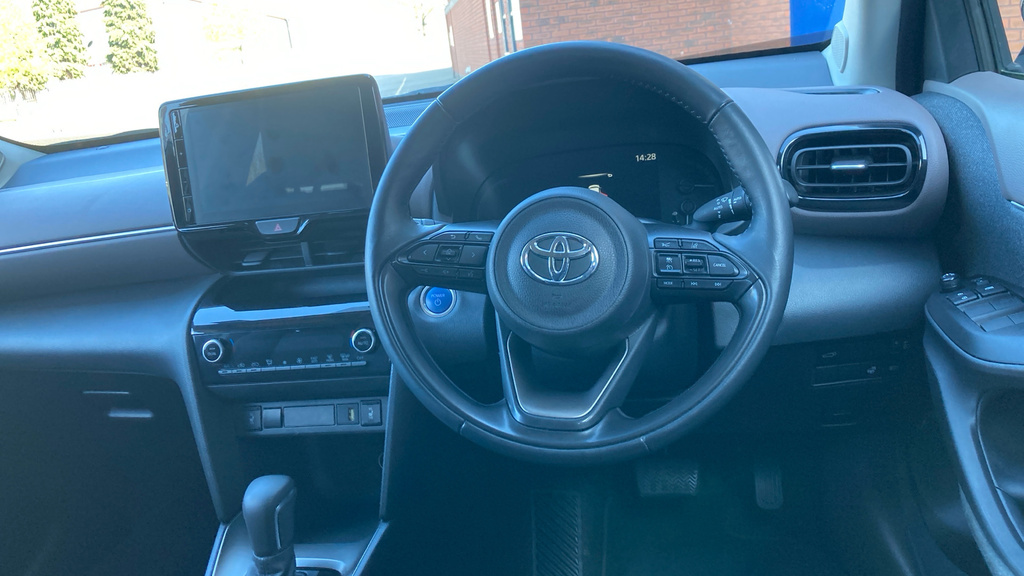 Toyota Yaris Cross Excel Grey #6