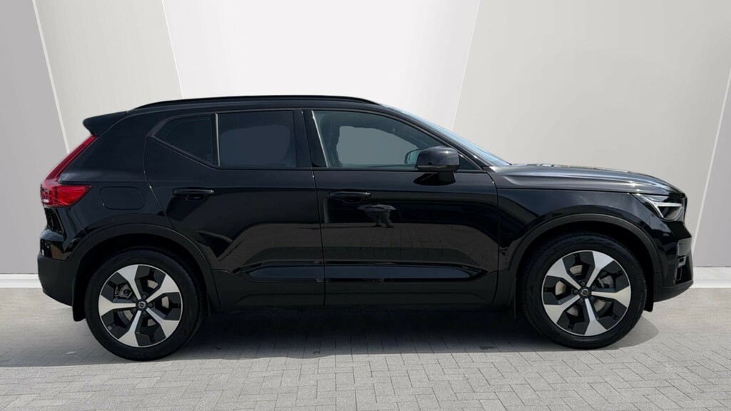 Volvo XC40 Plus CV26ESY Black #3