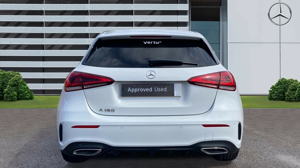 Mercedes-Benz A Class Amg Line KN23YFZ White #6